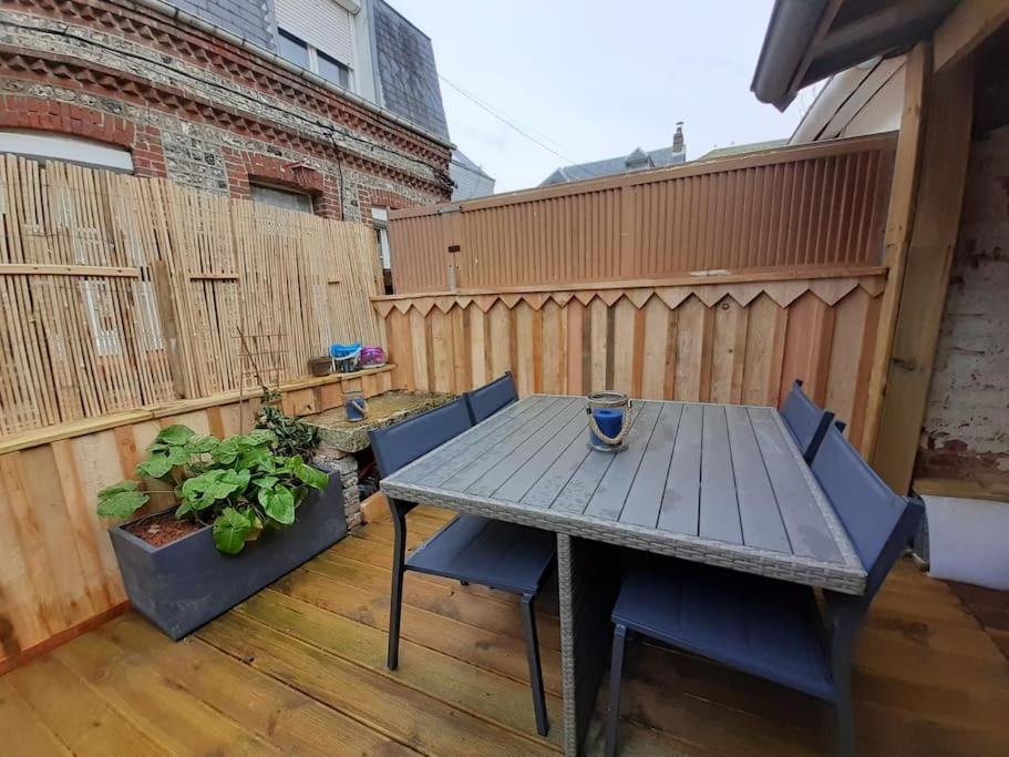 Yport, Maison De Pecheur Avec Jolie Terrasse. Exterior photo